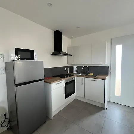 Apartment Petite Maisonnette Avec Jardin 2 *